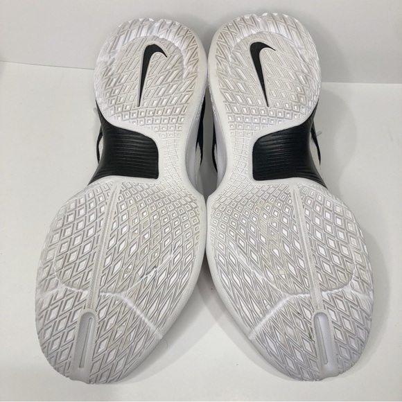 Nike Women's Volleyball Shoes - Picture 11 of 11
